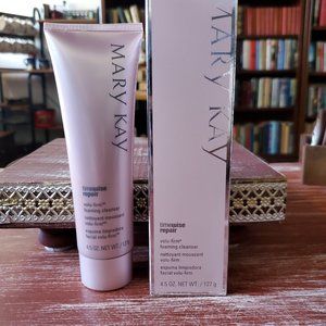 Mary KayTimeWise Repair Volu-Firm Foaming Cleanser